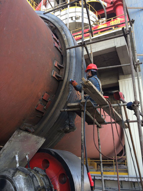 西藏高爭(zhēng)水泥窯托輪輥面維修 (2)-2_副本 西藏高爭(zhēng)水泥窯托輪輥面維修 (2)-2_副本